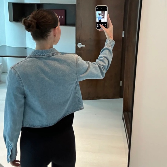 Authentic Fendi Perfect Baguette Denim Jacket Size IT36 - Picture 5 of 14